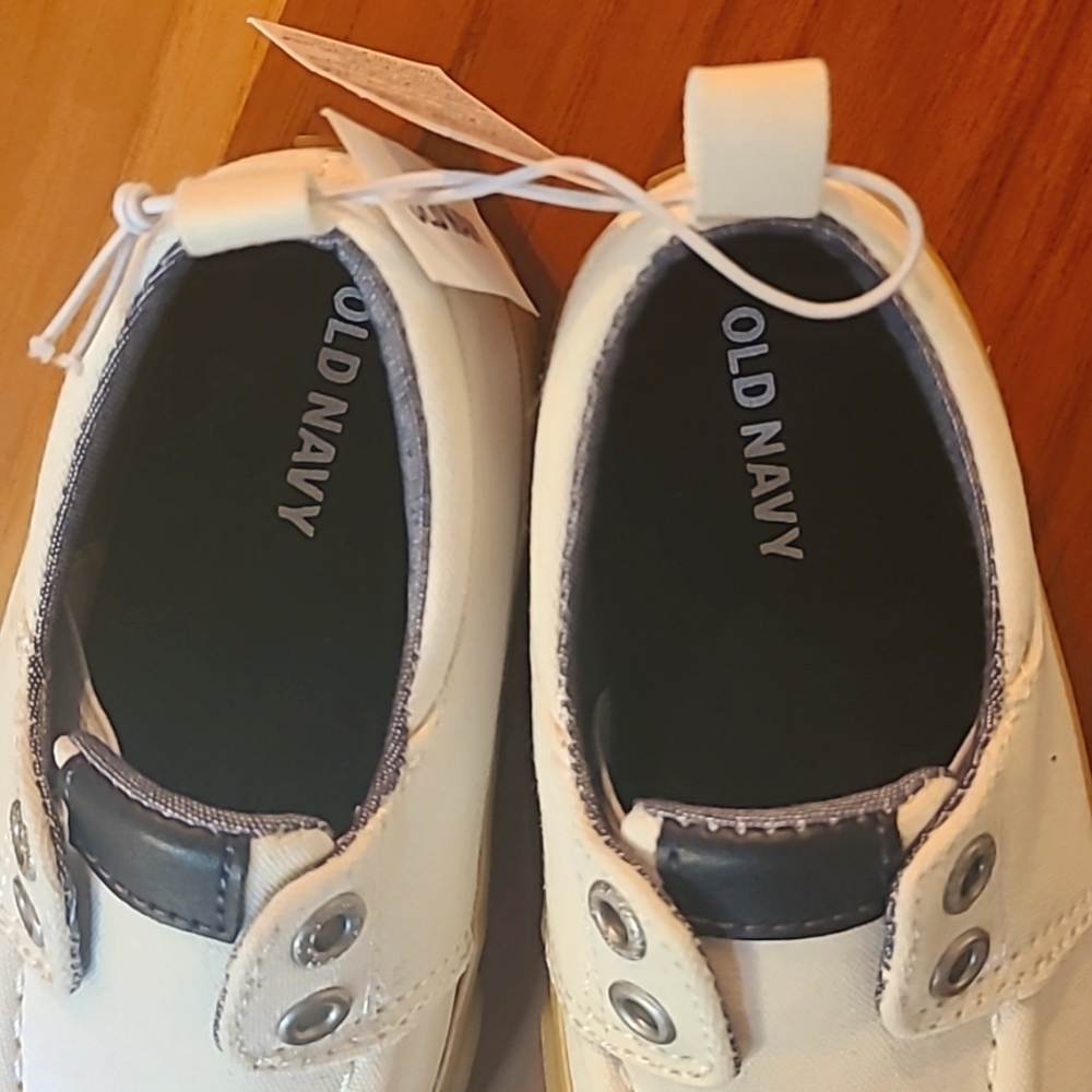 Old Navy white Canvas boat shoe sneakers toddler boy Size 6 Brand new - Picture 5 of 9
